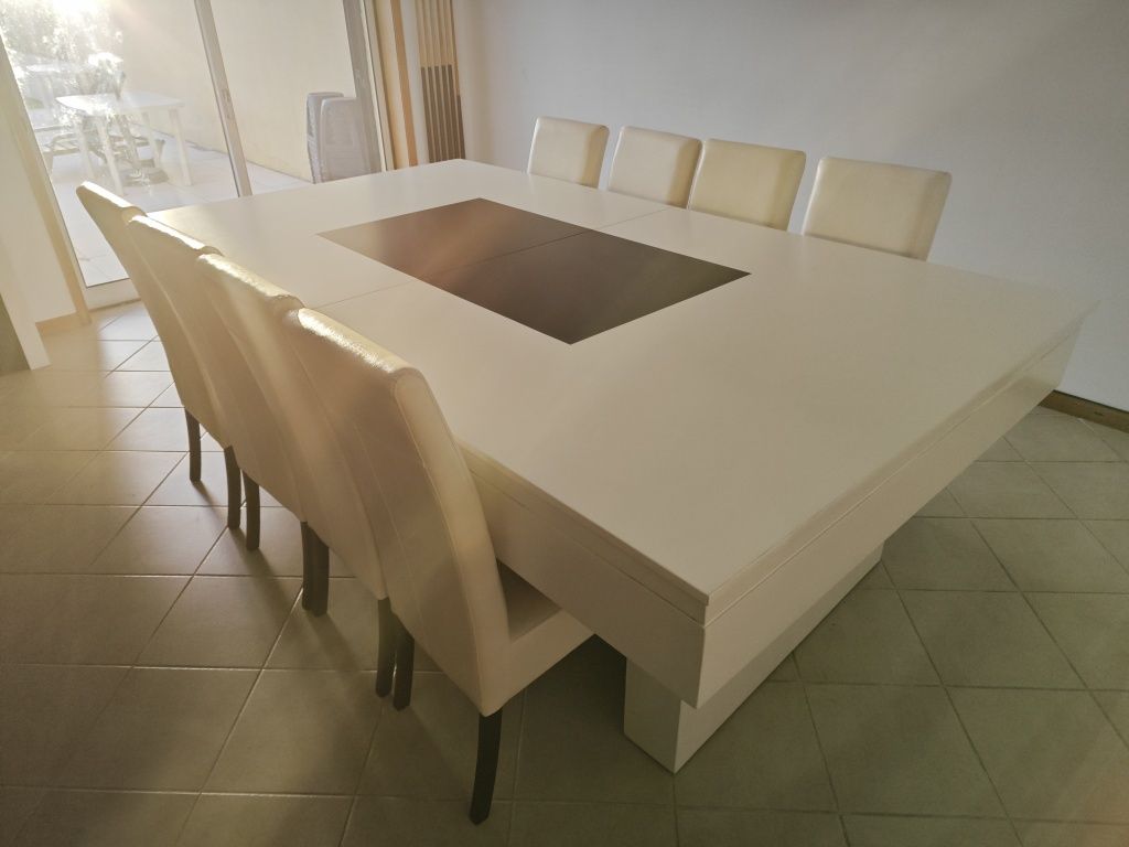 Bilhar + mesa para 12 pessoas + PingPong