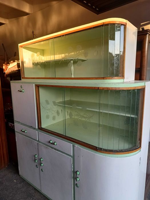 Kredens kuchenny PRL