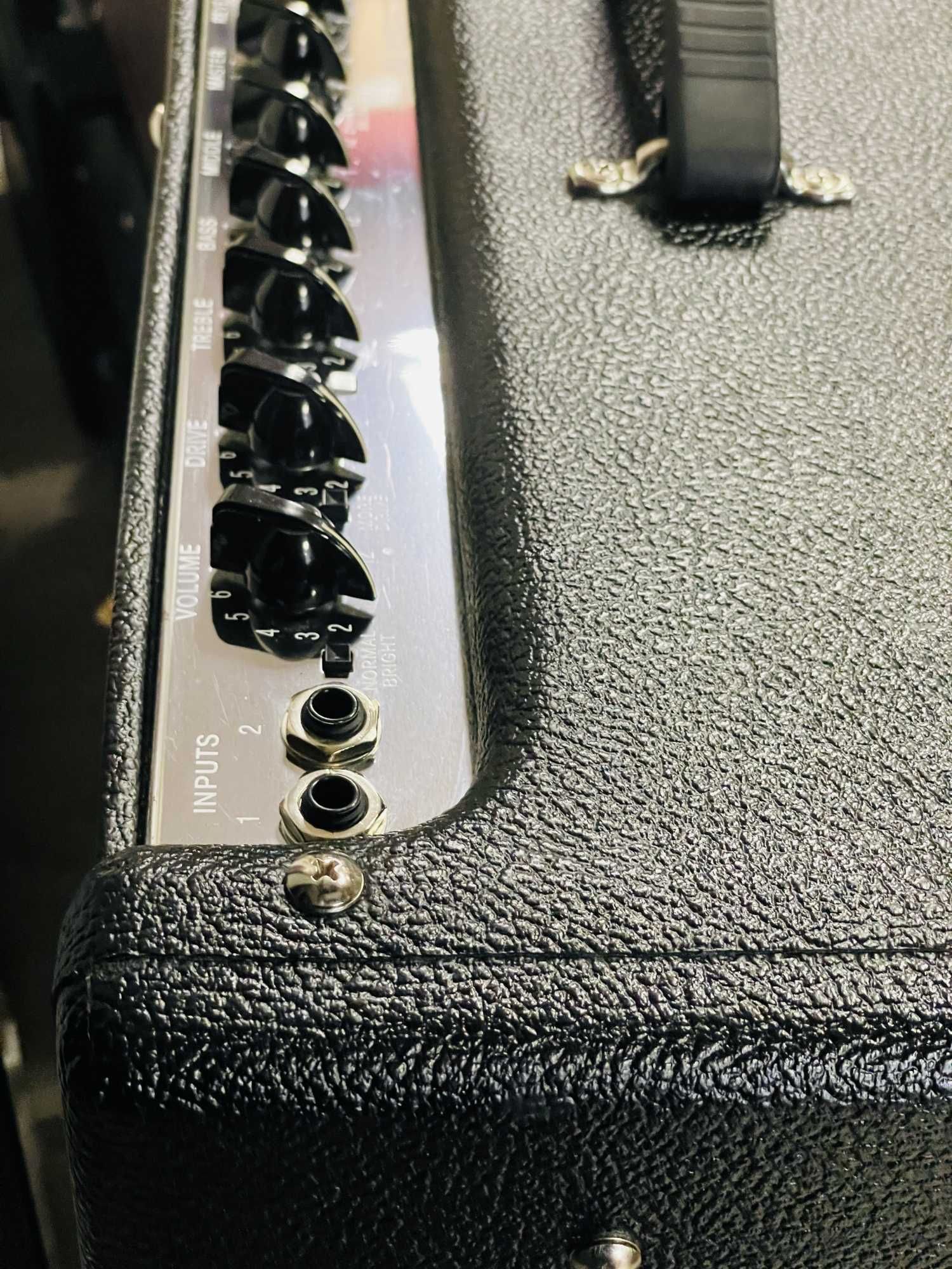 Ламповий комбопідсилювач Fender Hot Rod Deluxe Mexico(twin amp)