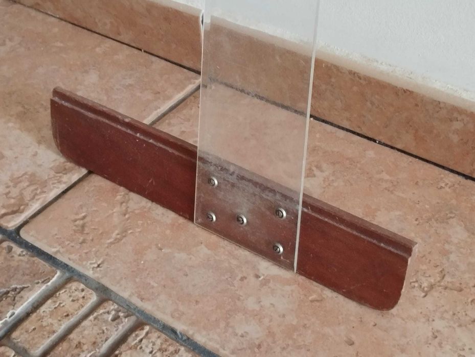 Régua T 120cm Acrílico Antiga