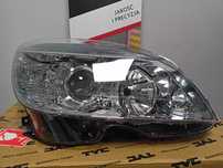 Mercedes C 07-10 W204  Lampa/reflektor Przód Pr. H7/H7