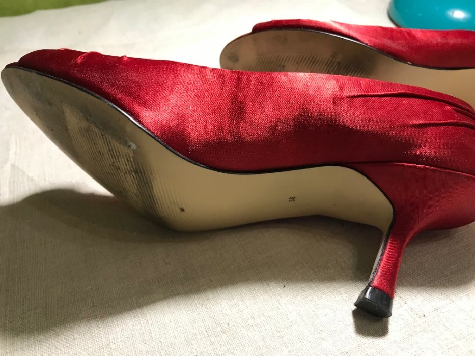 Женская обувь Туфли Босоножки Laura Ashley Размер-38