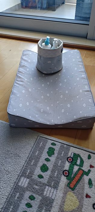 Trocador muda fraldas + cesto Luma babycare