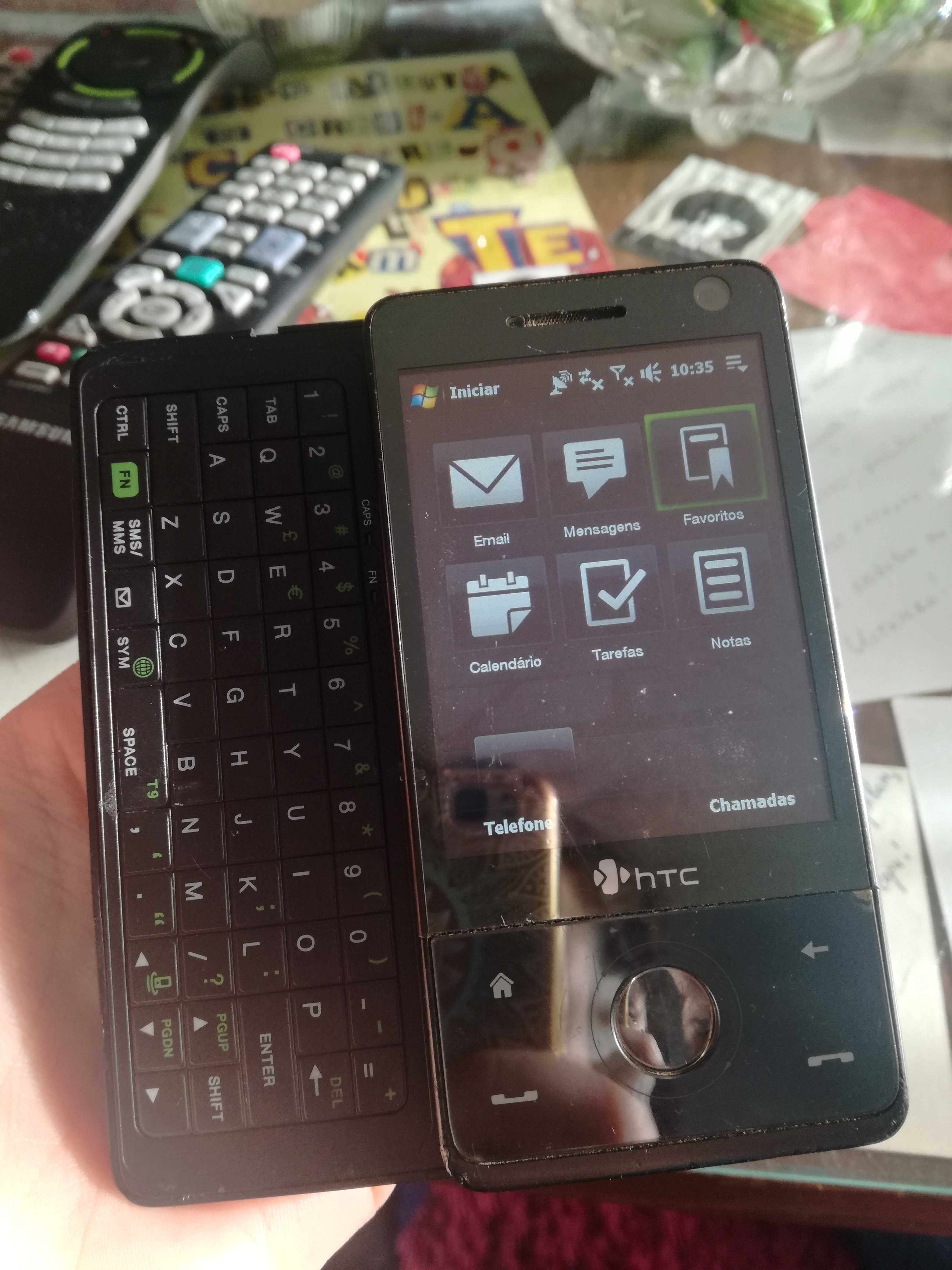 Telemóvel HTC Touch Pro raro com problema