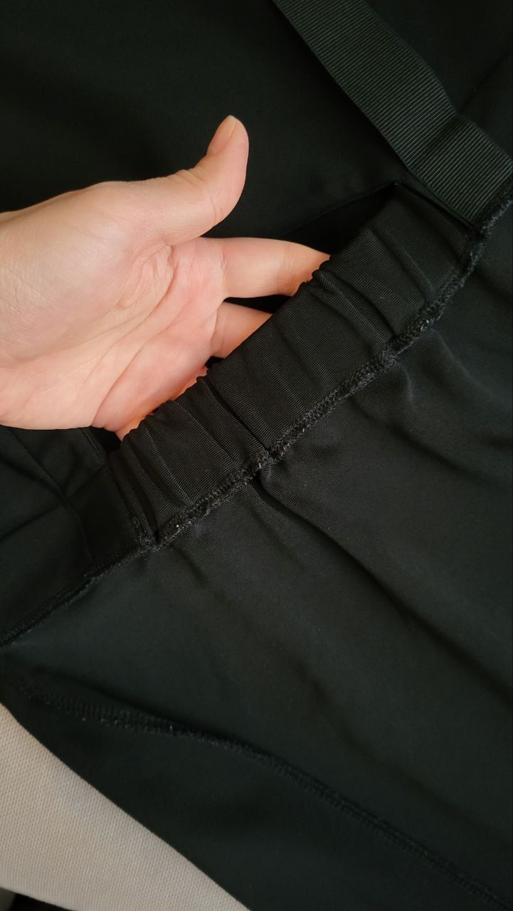 Чорна сукня сарафан COS