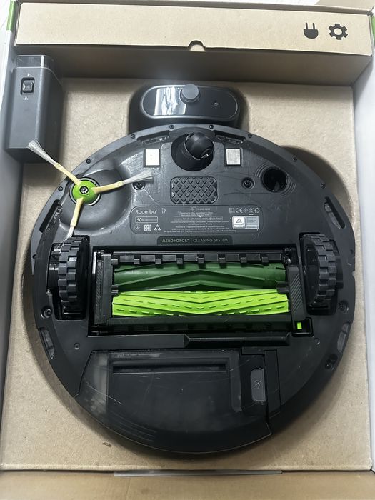 iRobot Roomba i7 - odkurzacz