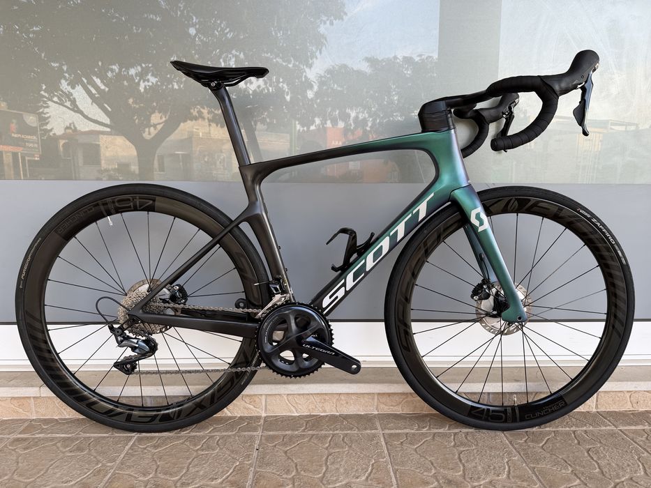 Bicicleta Scott Foil - rodas em carbono - Disco