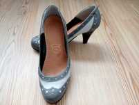Sapatos salto alto