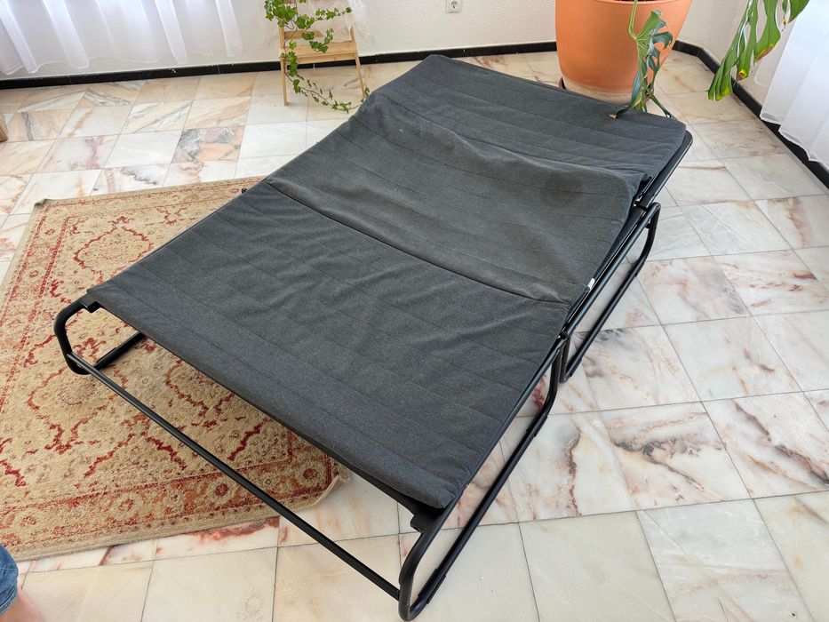 Sofá cama ikea.