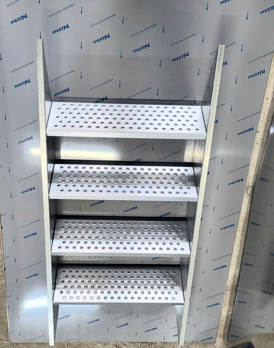 Schody stopnie metalowe ocynkowane,podesty antypoślizgowe, wema ,produ
