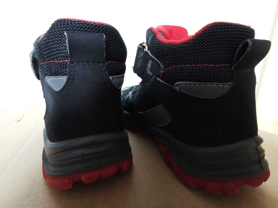 ZIMOWE BUTY SUPERFIT rozmiar 31 lekkie ocieplane