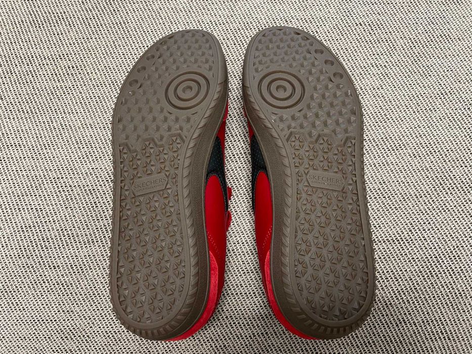 Skechers Hotshot vermelhos, tamanho 41