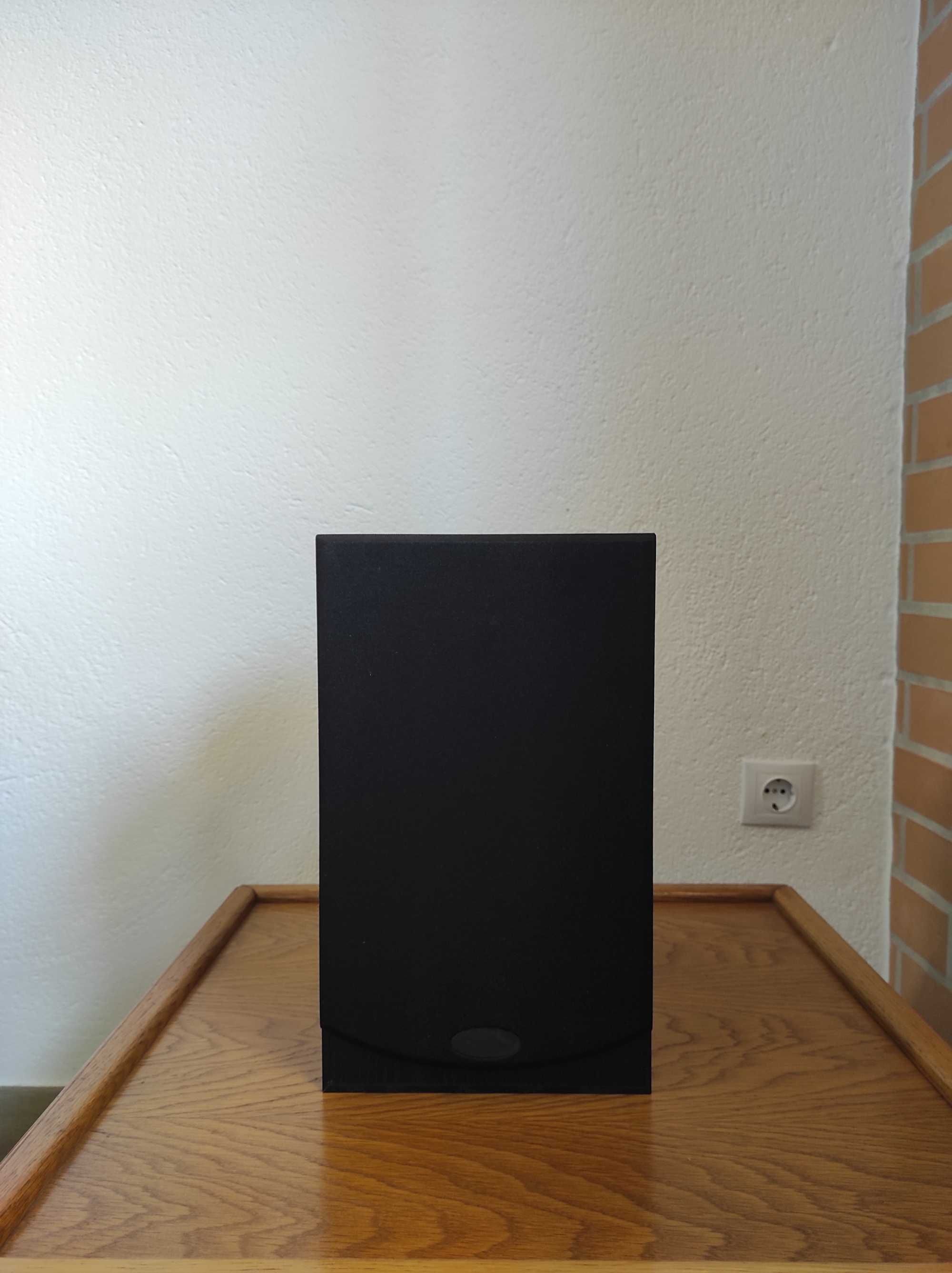 Colunas Paradigm Studio/20