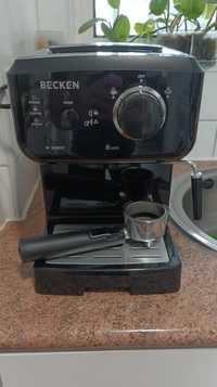 Máquina de Café Manual BECKEN BECM2493 (15 bar - Café moído)