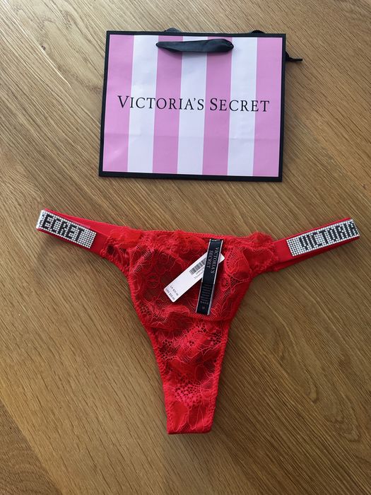 NOWE stringi Victoria’s Secrer rozmiar S / M cyrkonie