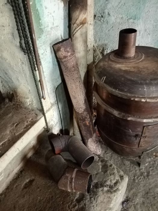 Буржуйка в гараж с трубами