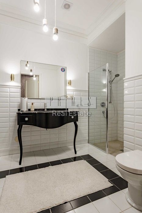 Продаж/Будинок/750 м2/Крюківщина/вул. Молодіжна, 3/Києво-Святошинський