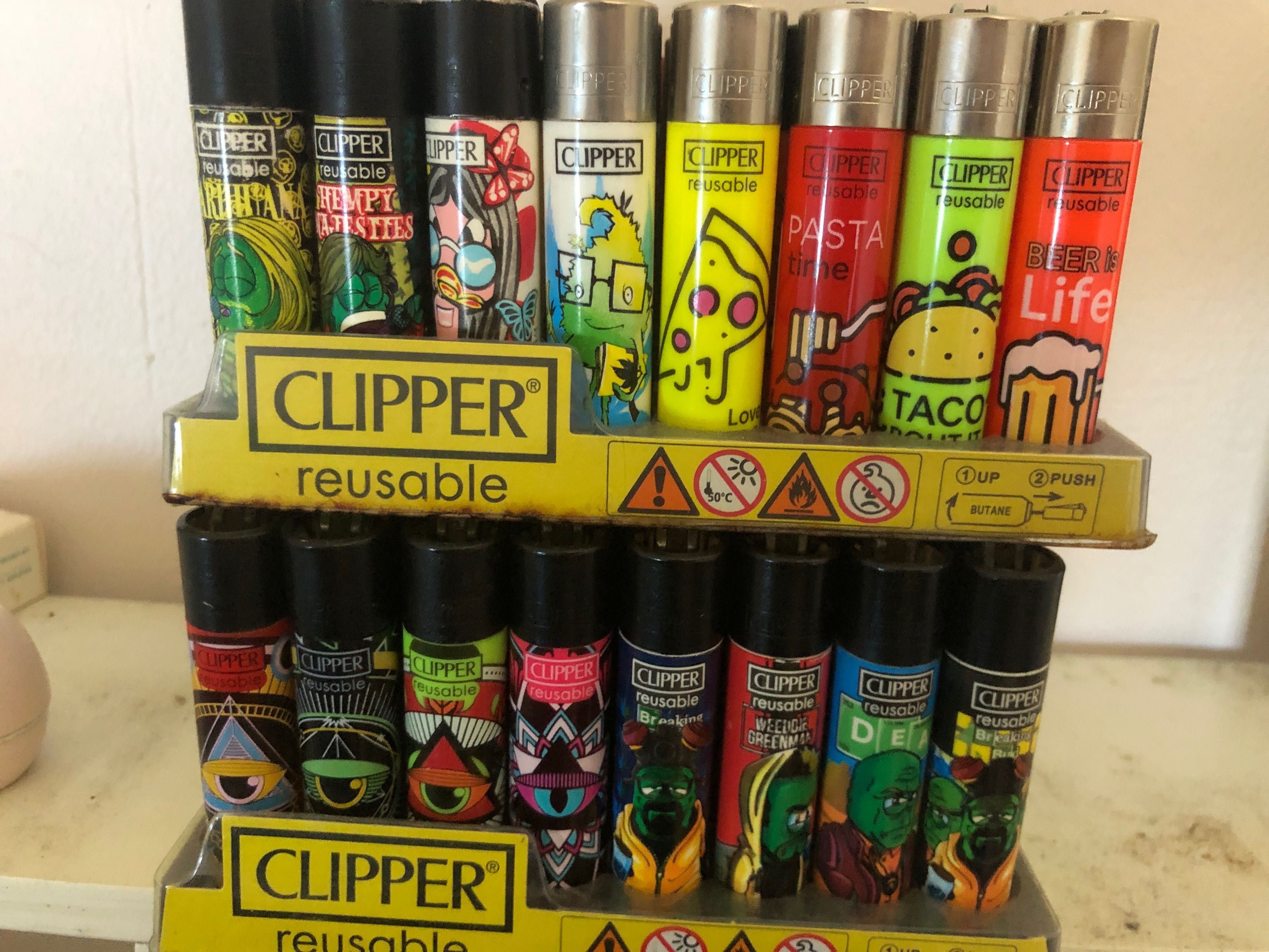 Coleçao 120 isqueiros clipper (bases incluídas)