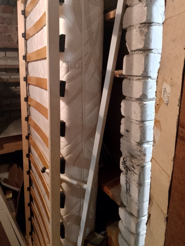 Jysk lozko metalowe, białe, kompletne 90x 200 stan bdb