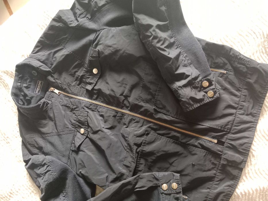 Kurtka przeciwdeszczowa klasyk