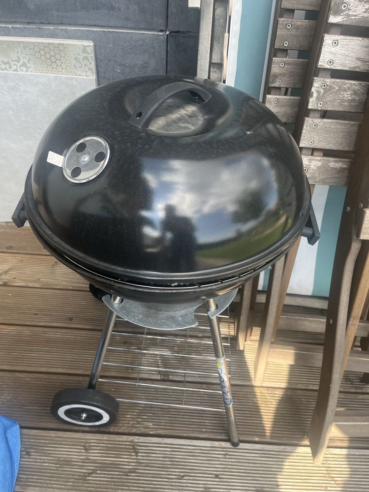 Grill na węgiel