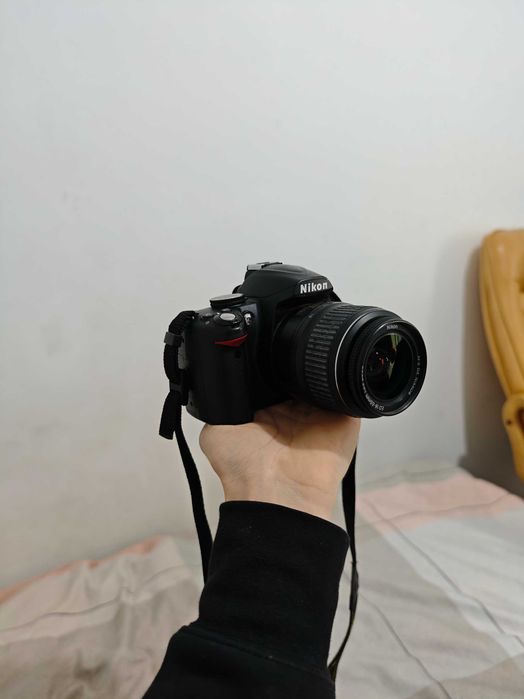 Lustrzanka Nikon D3000