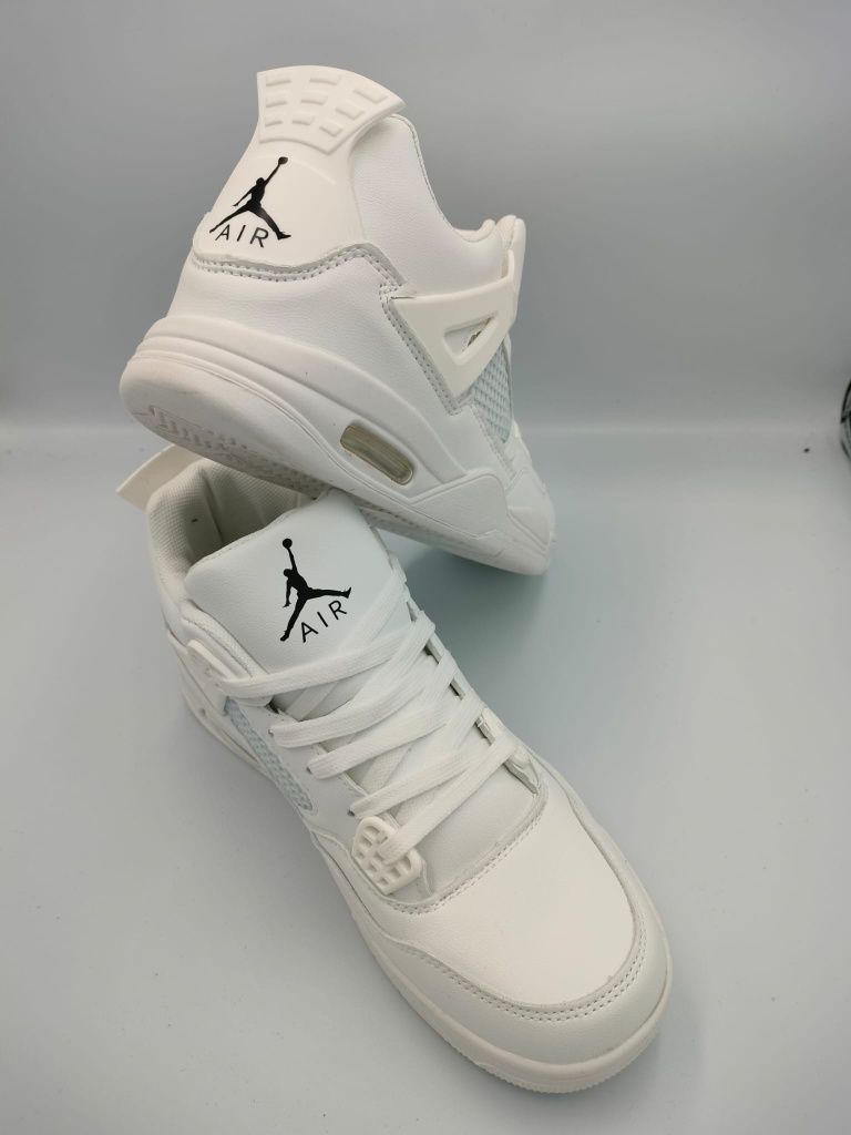 Promocja Nike Air Jordan 4 Retro White skarpetki r38,39 +skarpetki