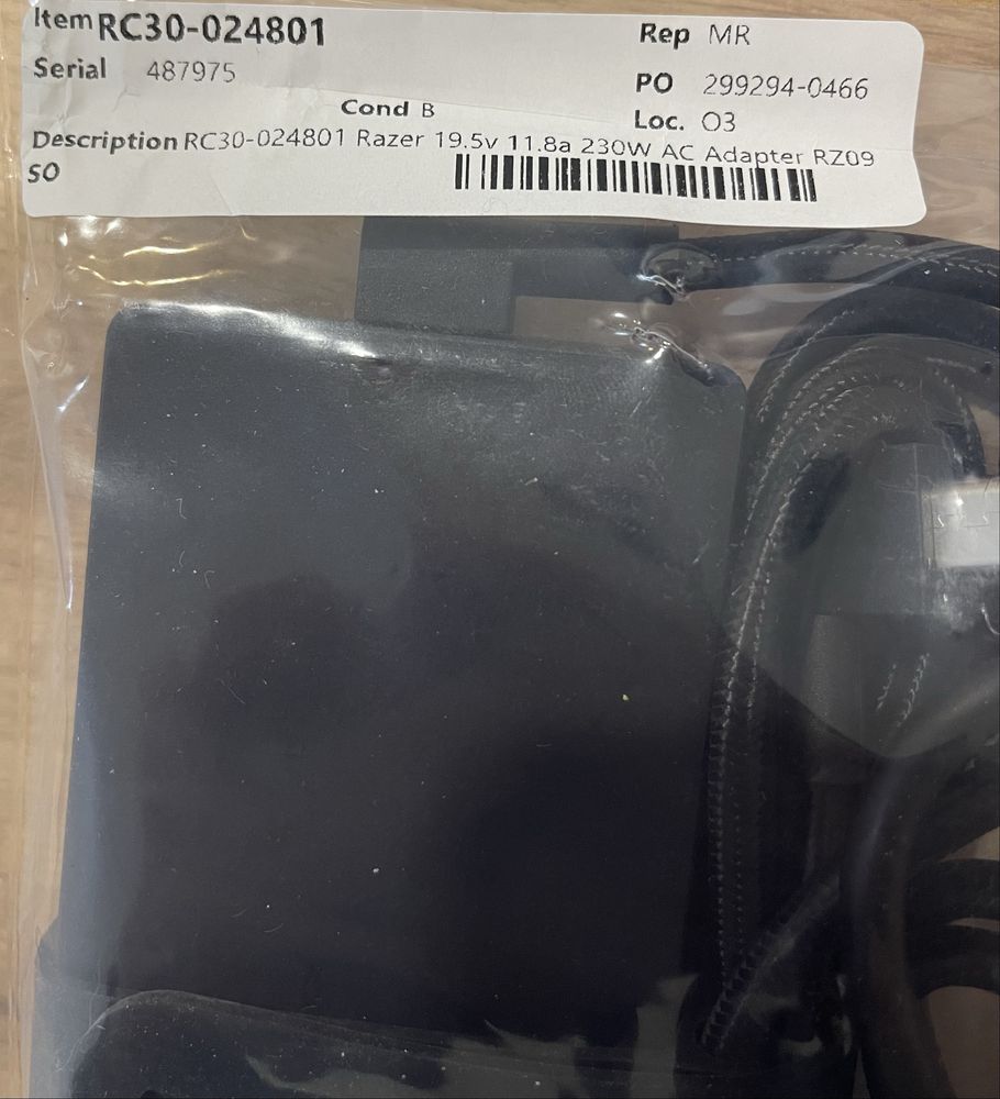 Блок живлення Razer 230W (RC30-024801)