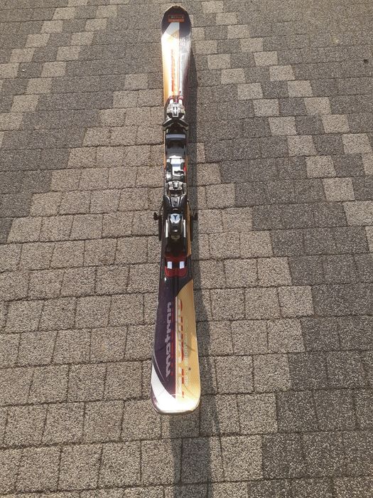 Narty zjazdowe Atomic metron B5i