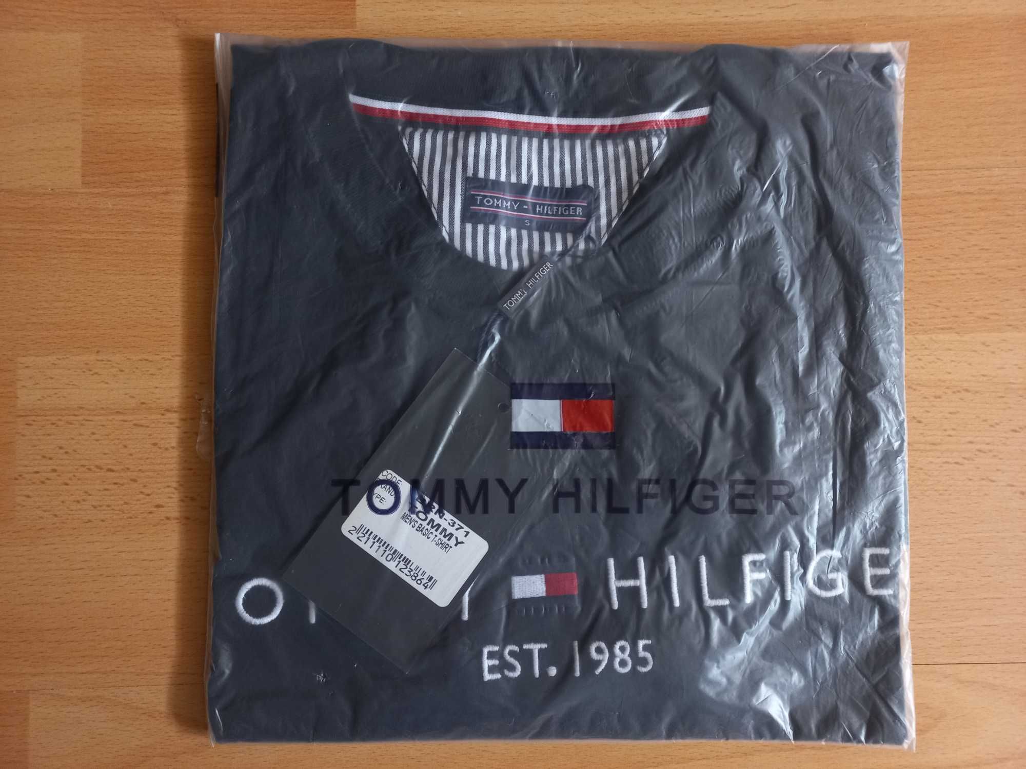 Koszulka Tommy Hilfiger, nowa z metkami