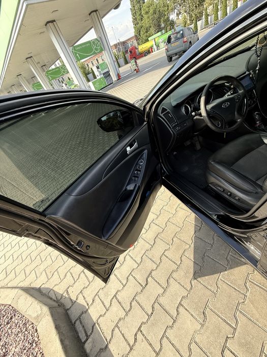 Hyundai sonata lpi 2013