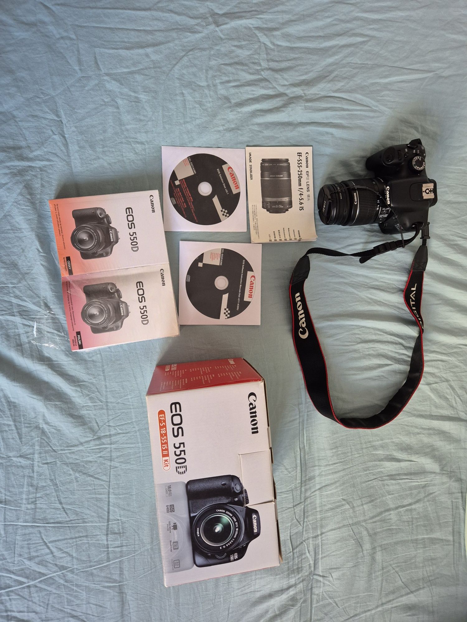 Aparat Canon EOS 550D