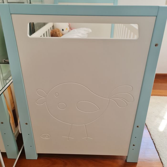 Cama com colchão de bebé ou criança
