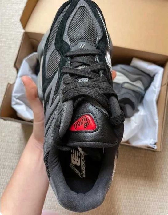 Buty Trampk New Balance 9060 Black Castlerock Grey R.39.5
