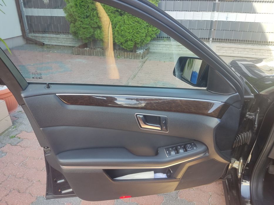 Sprzedam ładnego Mercedesa W212  E 220 CDI z 2112 roku