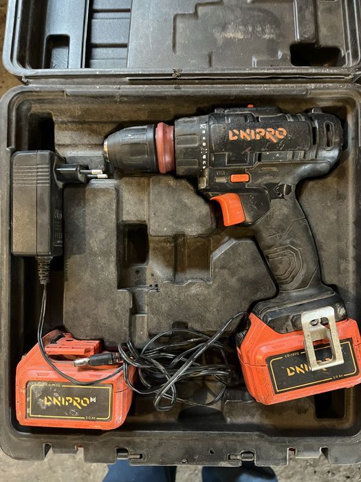 Шуруповерт Дніпро~М