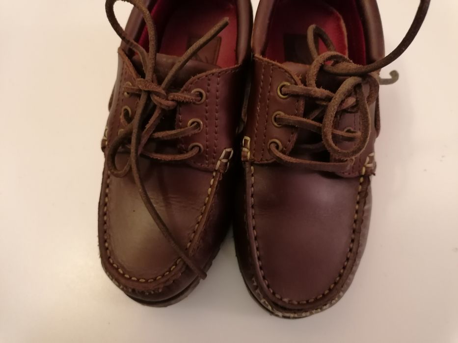 Sapatos de vela  em pele  T 32
