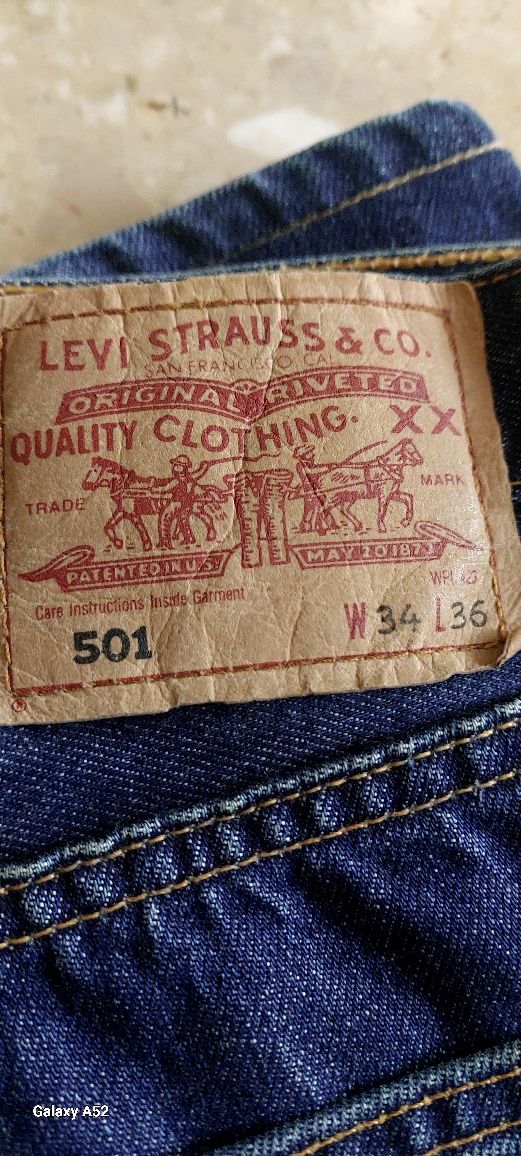 Продам свои фирменные джинсы LEVIS 501 винтаж начало 2000 х годов