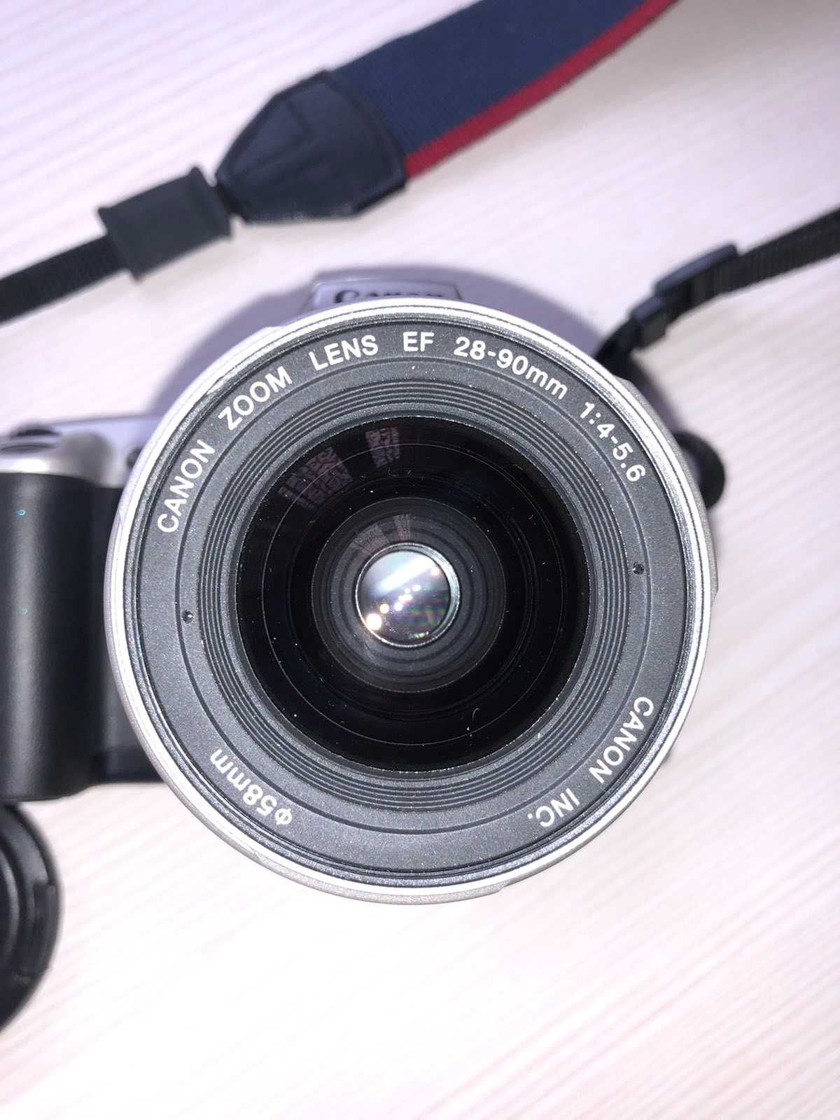 Фотоаппарат Canon EOS 300 с объективом