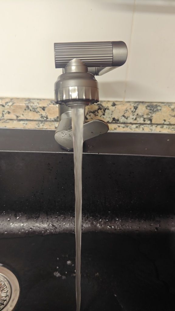 Torneira Cozinha 360 nova na caixa