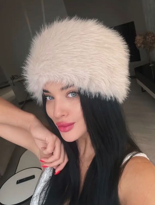 Трендова шапка хутряна мех