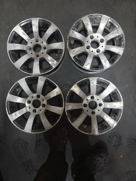 Продаж дисків r13