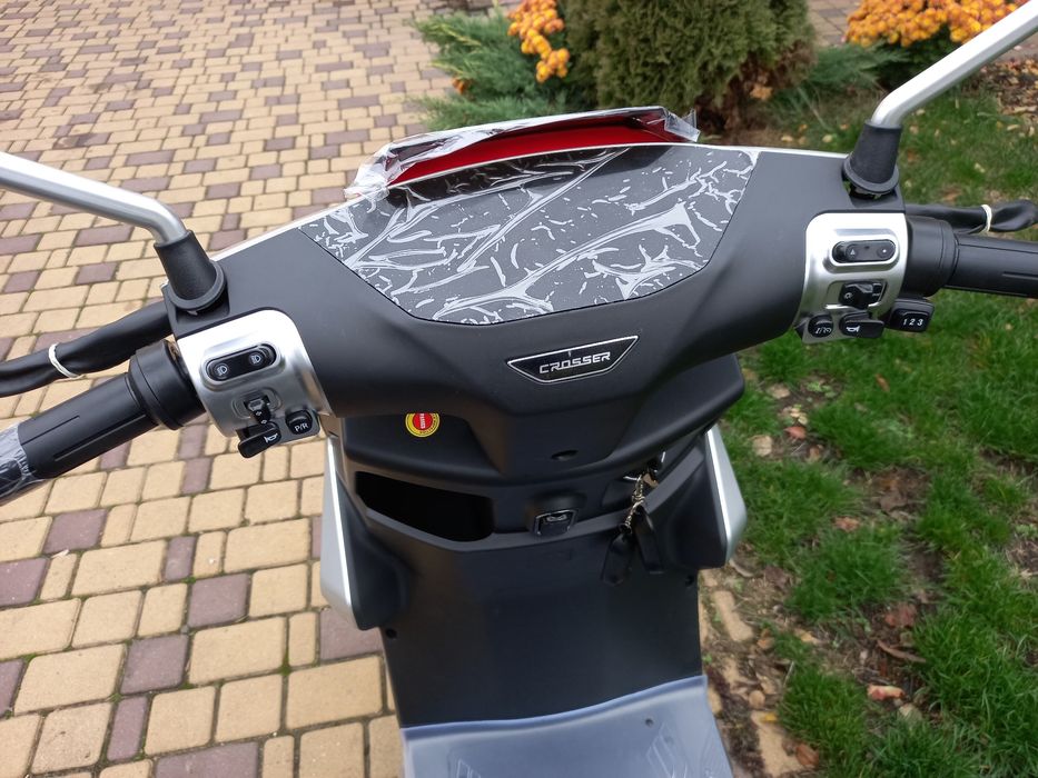 Скутер електричний  Crosser V5 2500W
