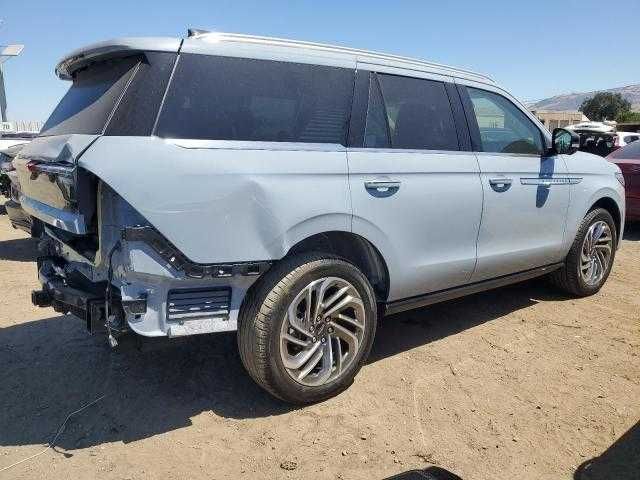 2025 Lincoln Navigator