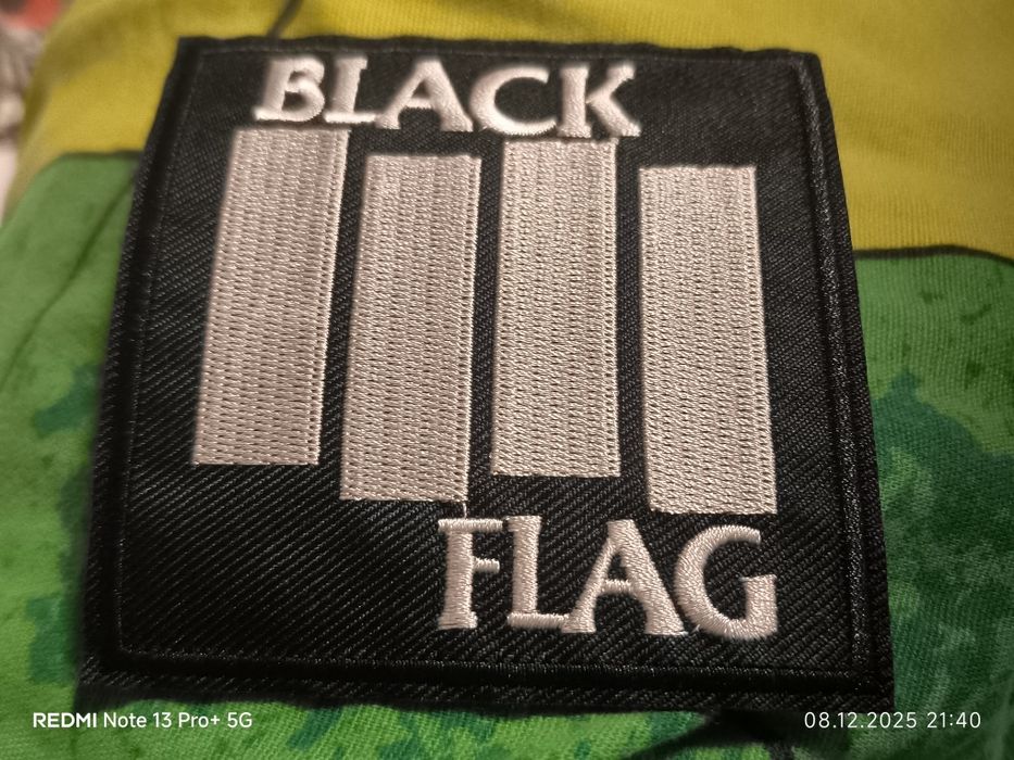 Нашивки большие по размерам