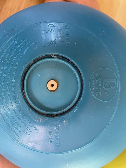 Мʼяч пташка Battat