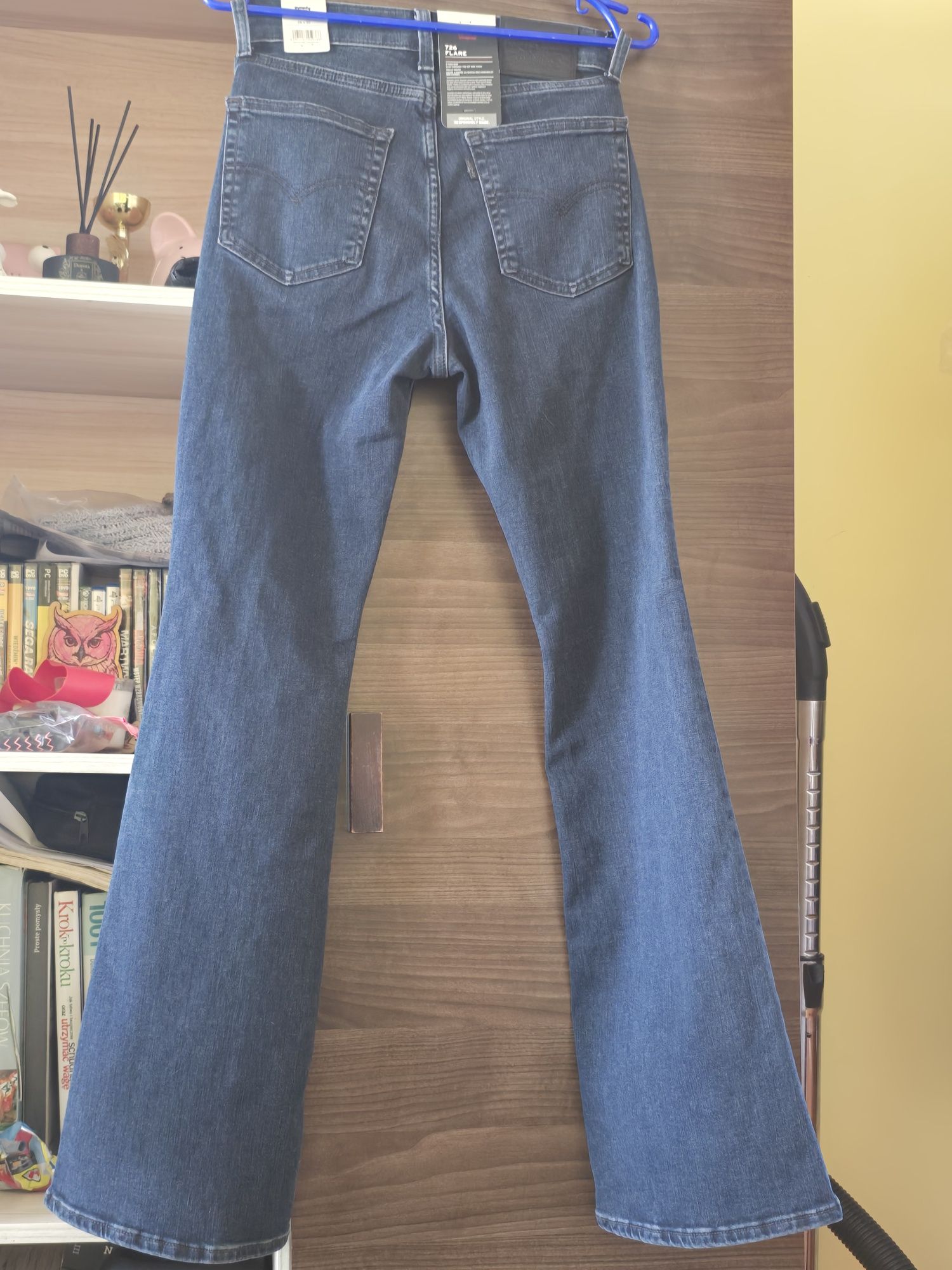 Spodnie damskie levis