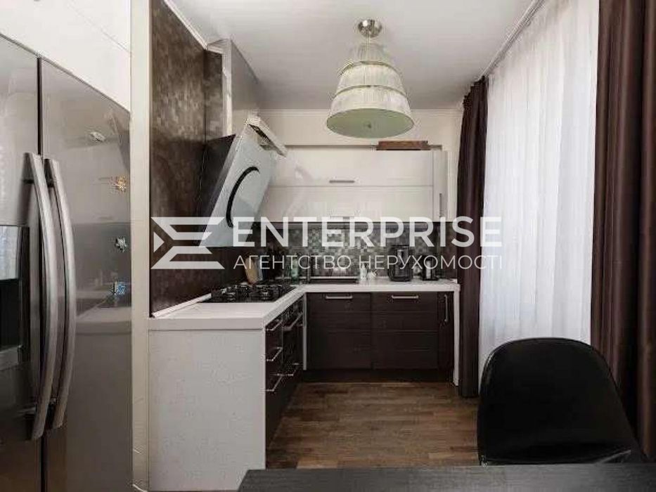 Продаж 3к квартири, Печерськ, бульвар Л.Українки