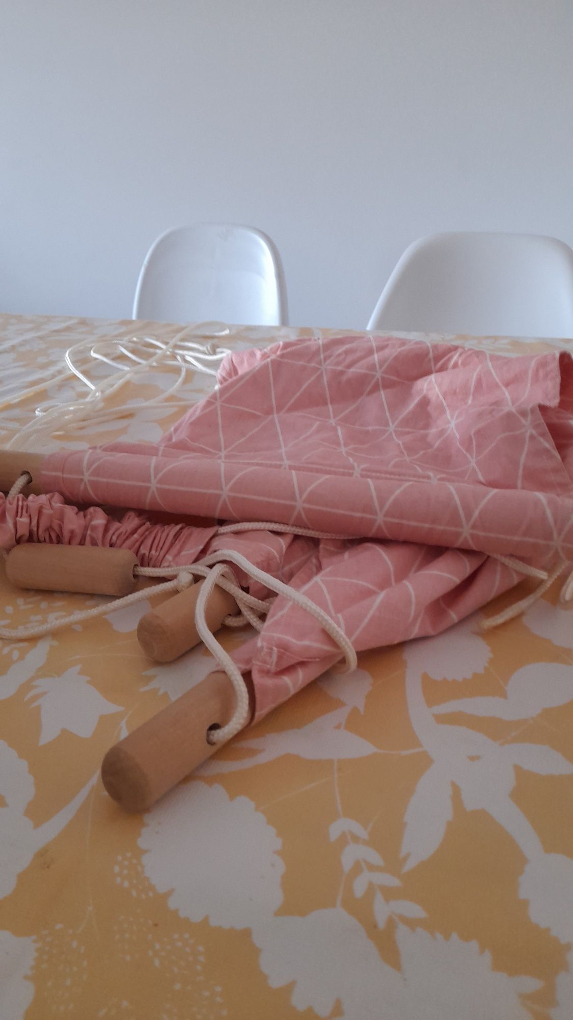 Baloiço de teto para bebé