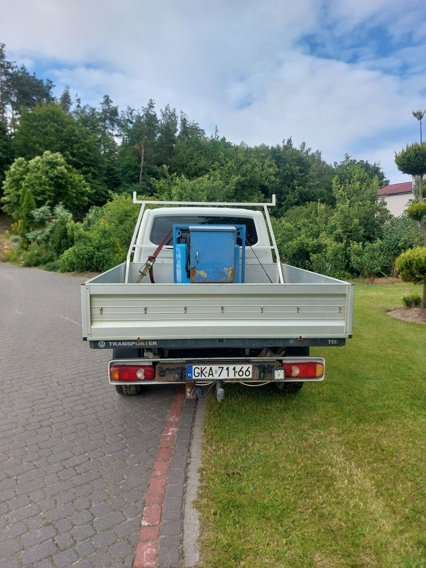 Volkswagen t5 doka  FV vat 140 koni